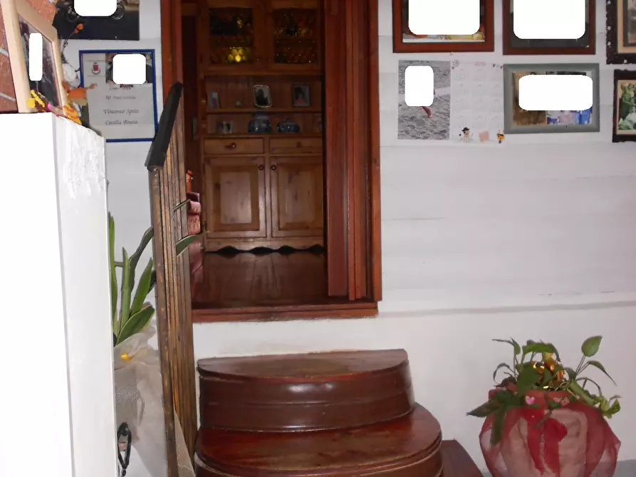 Immagine 21 di Casa indipendente in vendita  a Massa