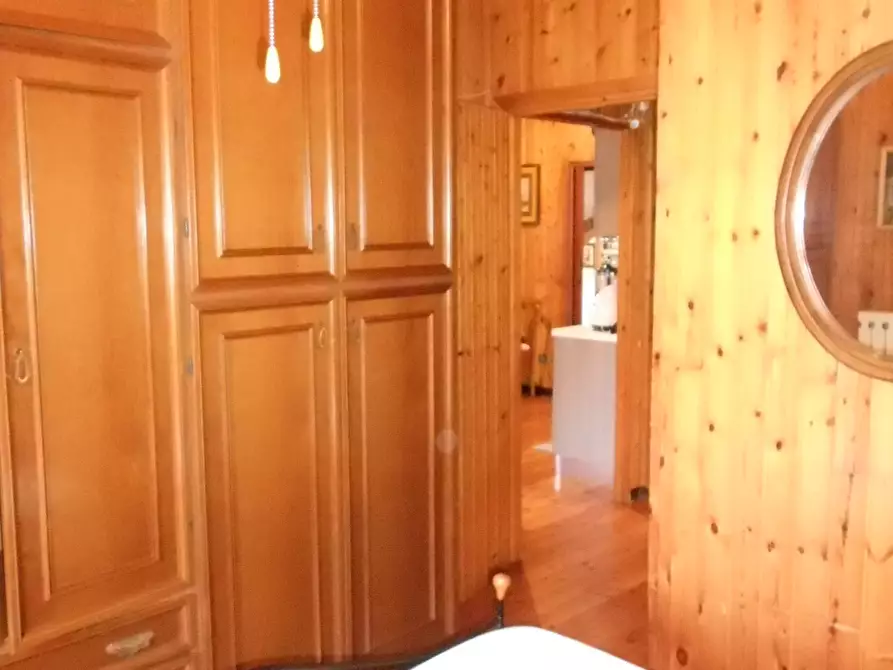 Immagine 30 di Casa indipendente in vendita  a Massa