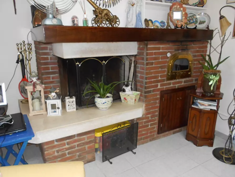 Immagine 36 di Casa indipendente in vendita  a Massa