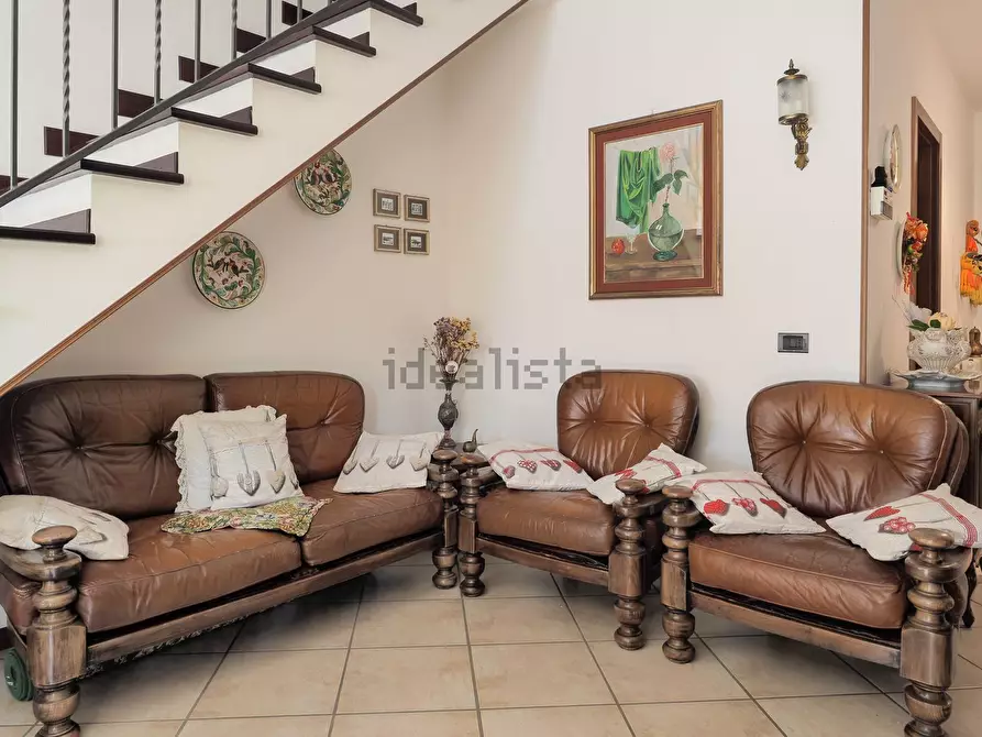 Immagine 4 di Casa indipendente in vendita  a Massa