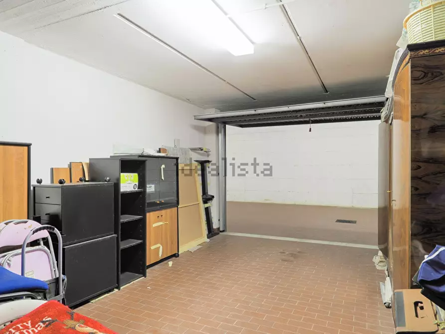 Immagine 25 di Casa indipendente in vendita  a Massa