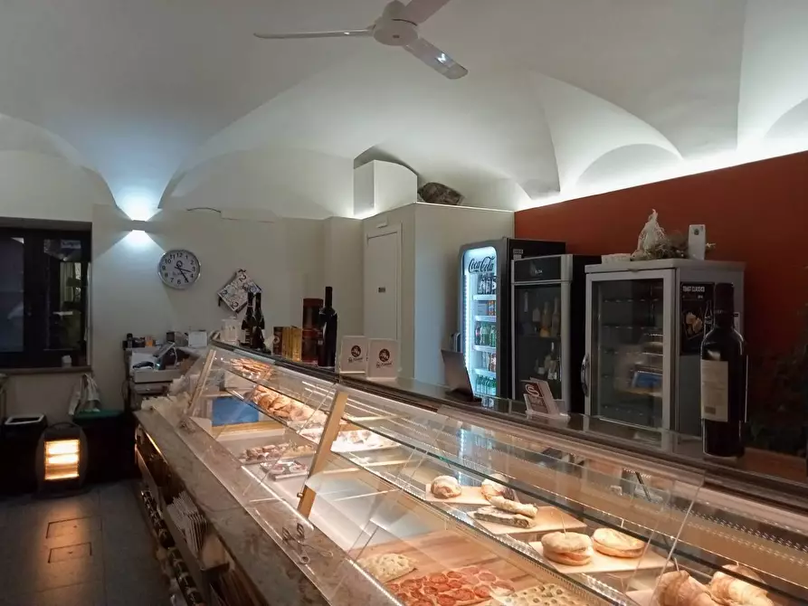 Immagine 4 di Bar / Ristorante in vendita  a Lerici