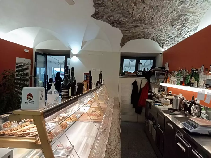 Immagine 7 di Bar / Ristorante in vendita  a Lerici