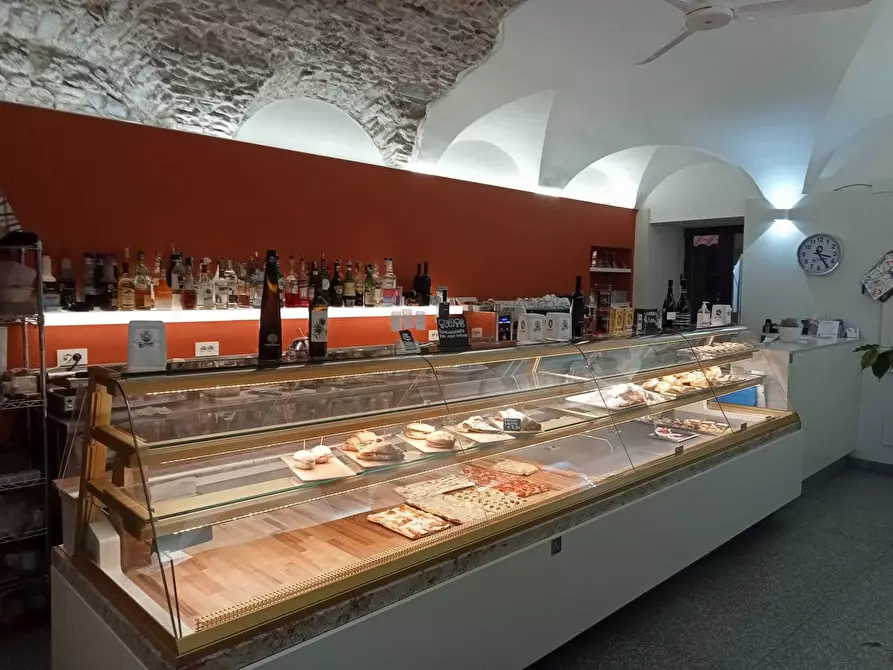 Immagine 3 di Bar / Ristorante in vendita  a Lerici