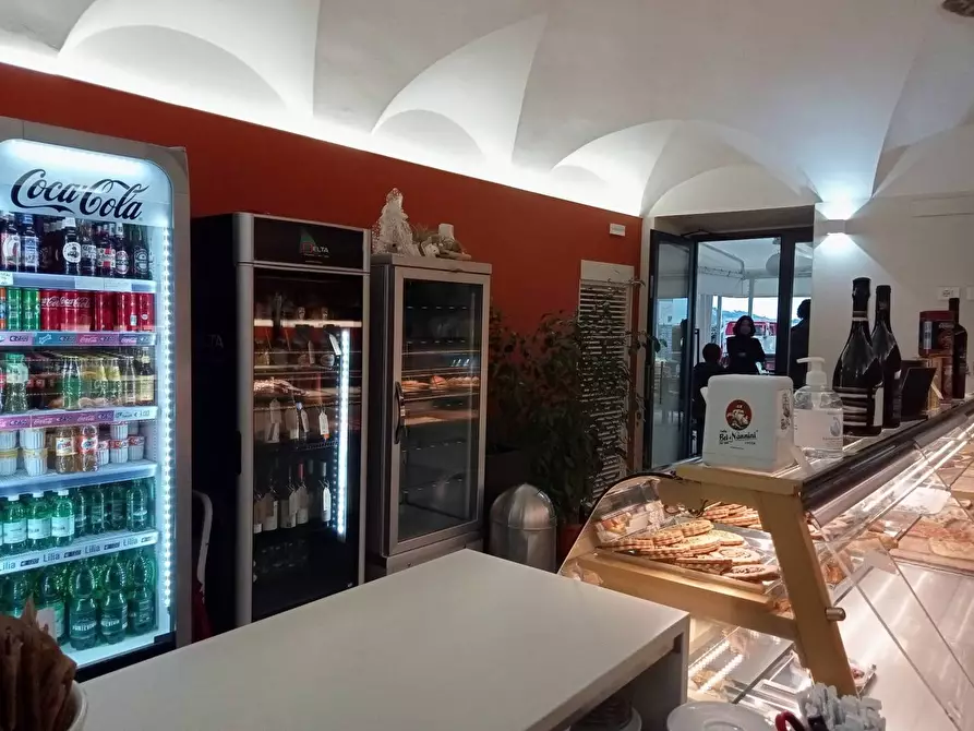 Immagine 8 di Bar / Ristorante in vendita  a Lerici
