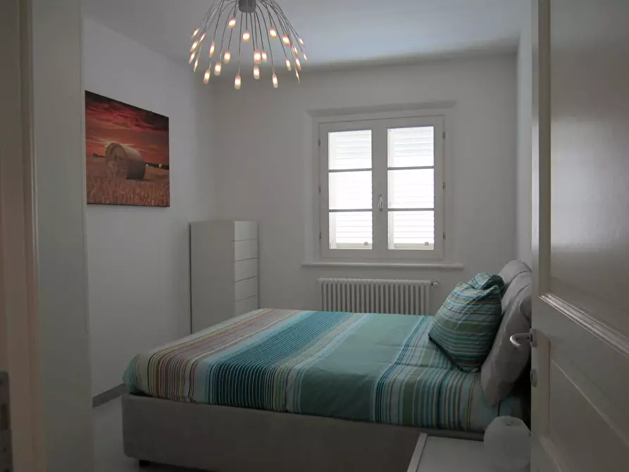 Immagine 10 di Villa in vendita  a Pietrasanta