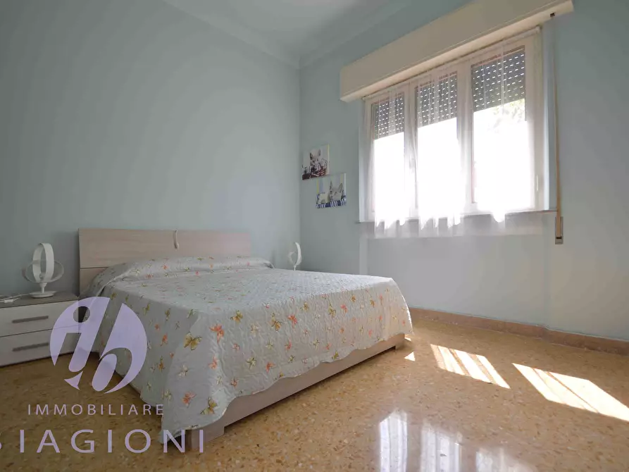 Immagine 23 di Villa in vendita  a Pietrasanta