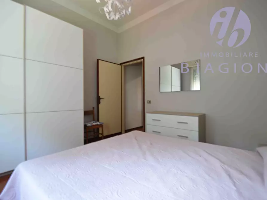 Immagine 26 di Villa in vendita  a Pietrasanta