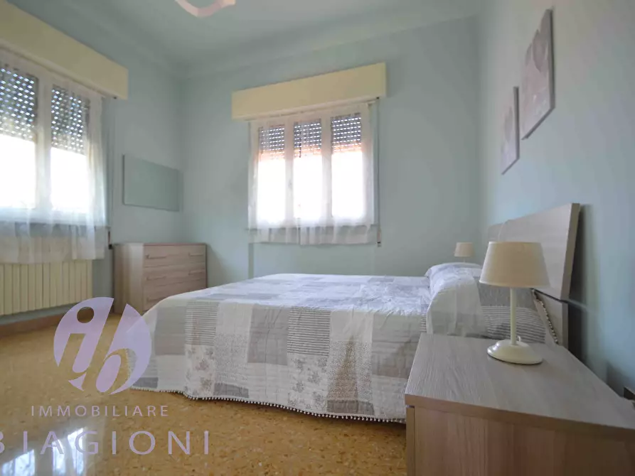 Immagine 11 di Casa indipendente in affitto  a Pietrasanta