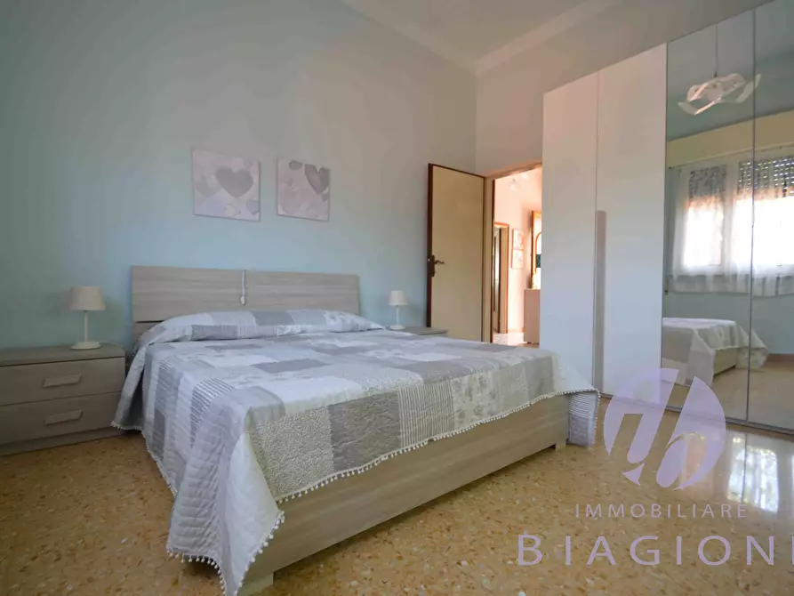 Immagine 12 di Casa indipendente in affitto  a Pietrasanta