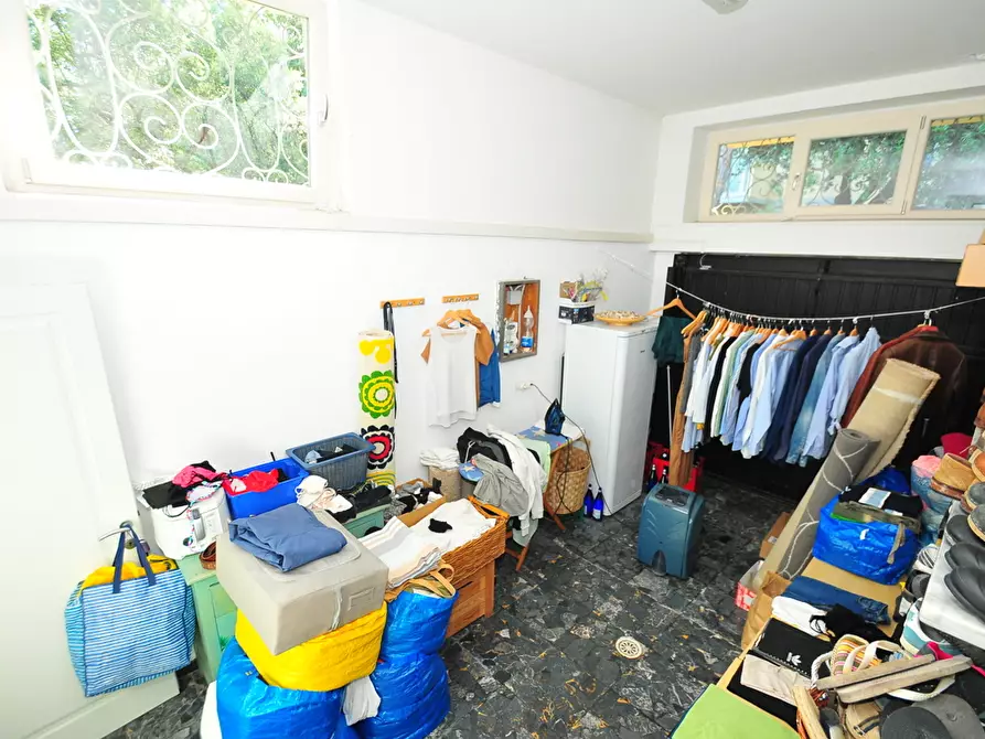 Immagine 22 di Villa in vendita  a Pietrasanta