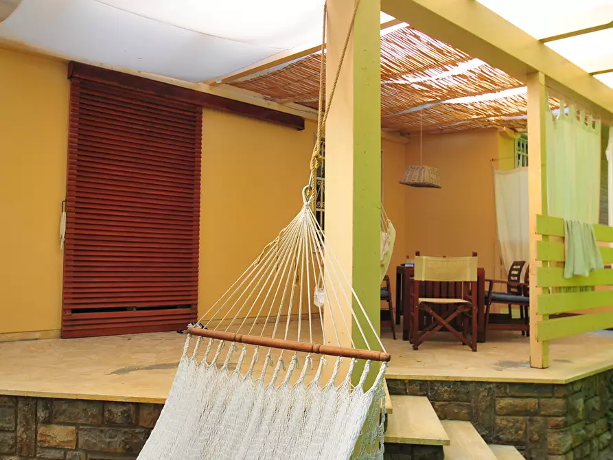 Immagine 10 di Villa in vendita  a Pietrasanta