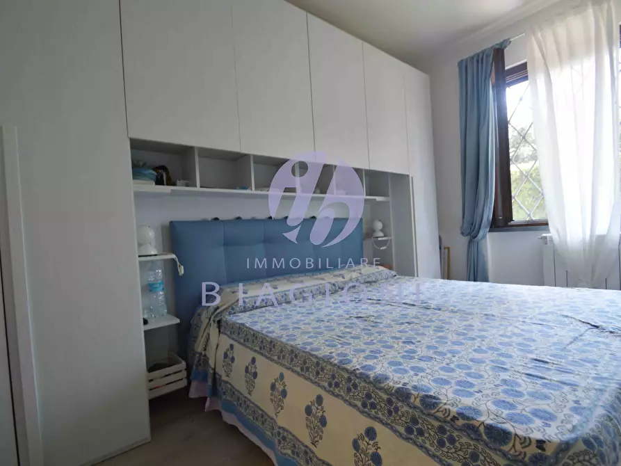 Immagine 42 di Appartamento in vendita  a Pietrasanta