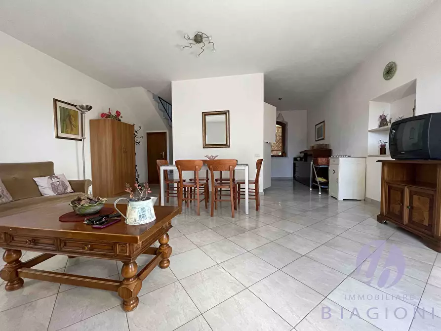 Immagine 6 di Casa bifamiliare in vendita  a Pietrasanta