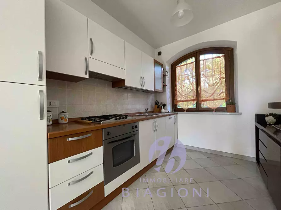 Immagine 4 di Casa bifamiliare in vendita  a Pietrasanta