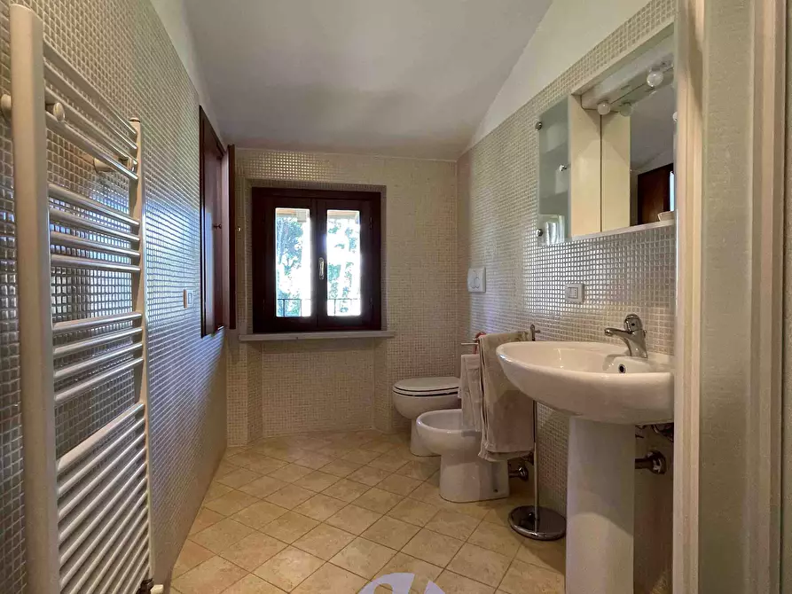 Immagine 18 di Casa bifamiliare in vendita  a Pietrasanta