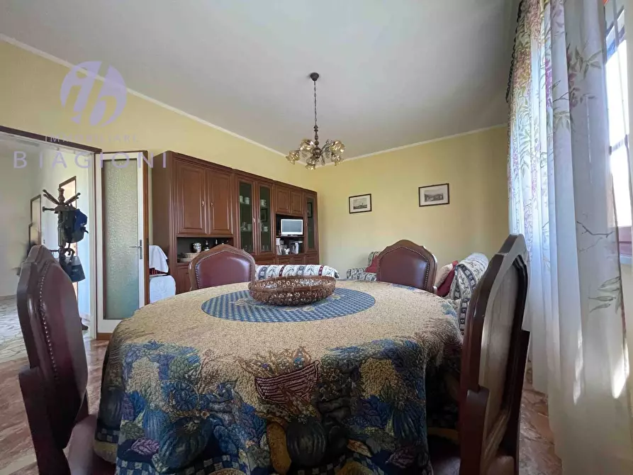 Immagine 8 di Casa indipendente in vendita  a Pietrasanta