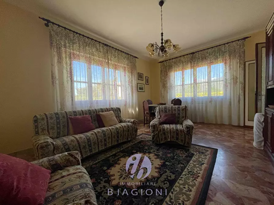 Immagine 6 di Casa indipendente in vendita  a Pietrasanta