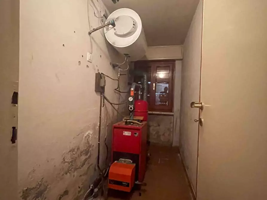 Immagine 15 di Villa in vendita  a Pietrasanta