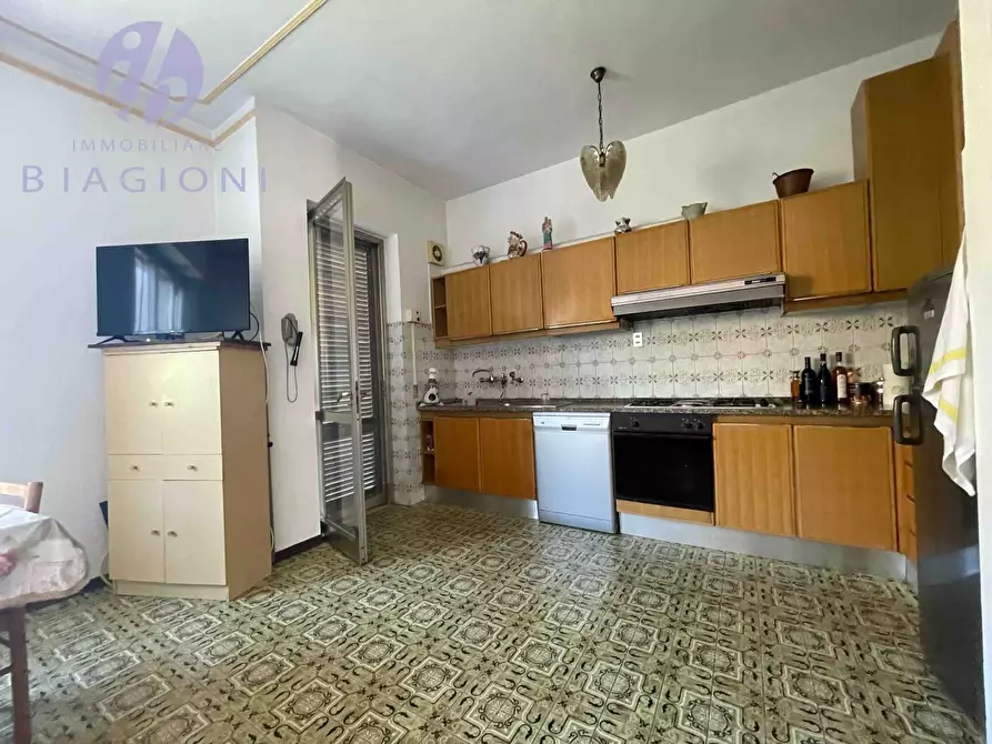 Immagine 11 di Casa bifamiliare in vendita  a Pietrasanta