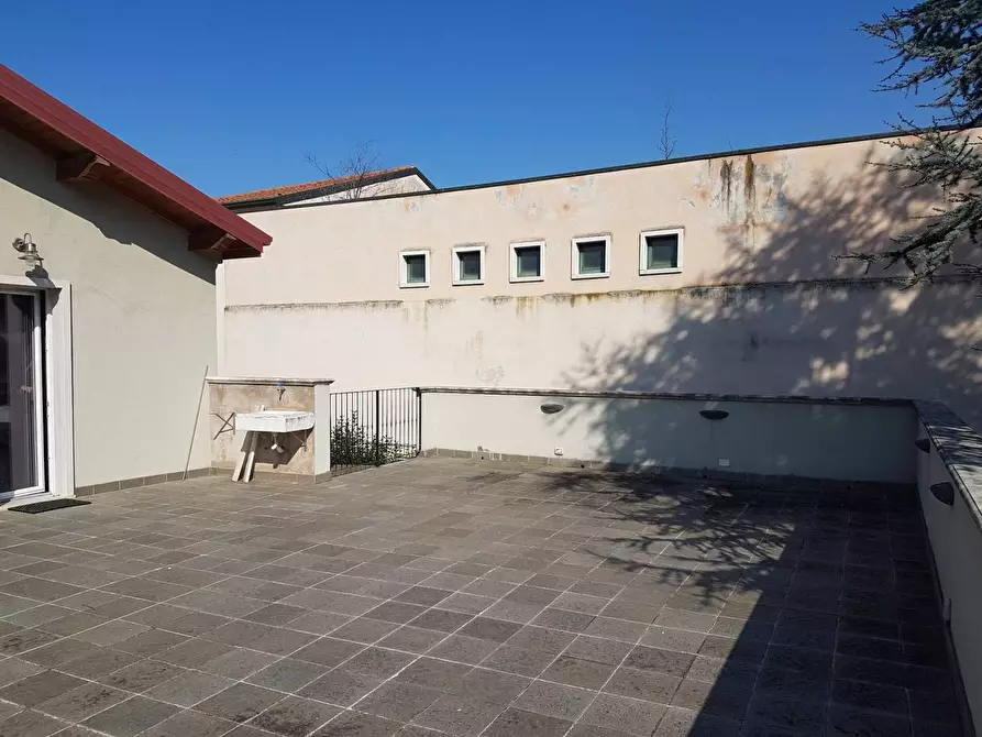 Immagine 6 di Terratetto in vendita  a Valeggio Sul Mincio