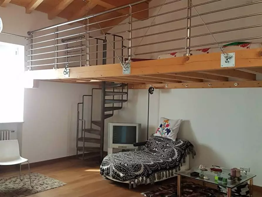 Immagine 2 di Terratetto in vendita  a Valeggio Sul Mincio