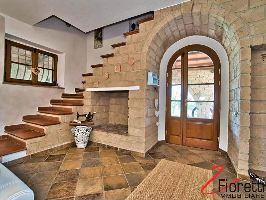 Immagine 19 di Villa in vendita  a Piombino