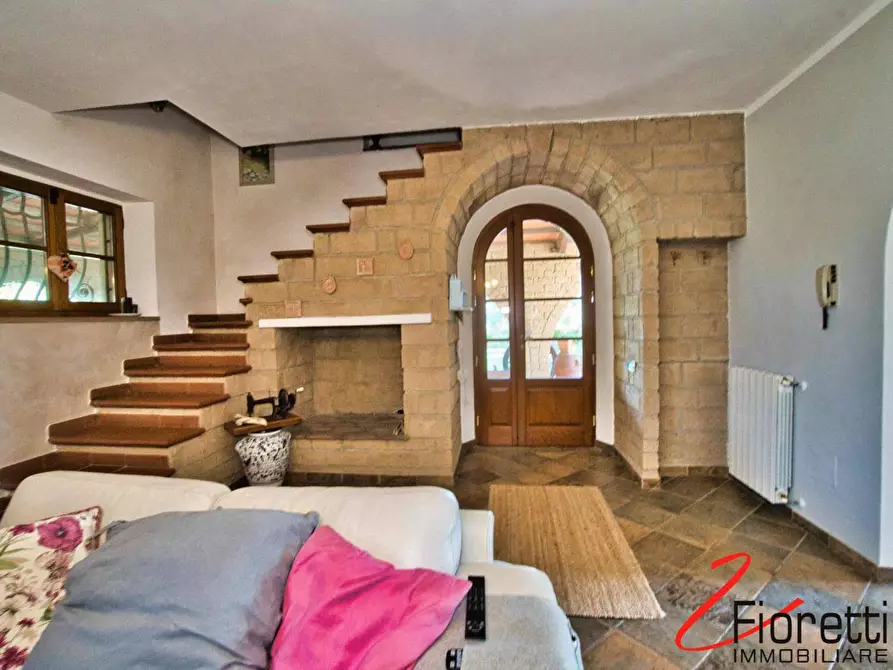 Immagine 18 di Villa in vendita  a Piombino