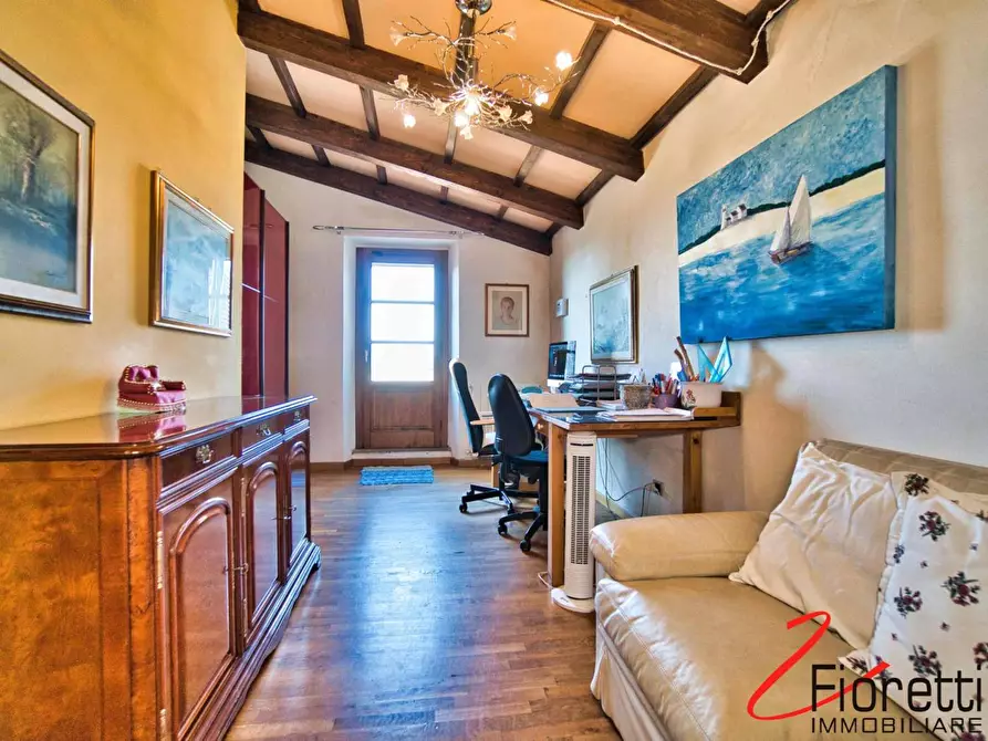 Immagine 39 di Villa in vendita  a Piombino