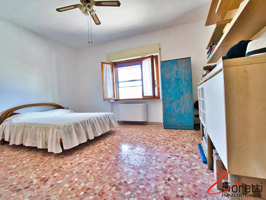 Immagine 9 di Appartamento in vendita  a Piombino