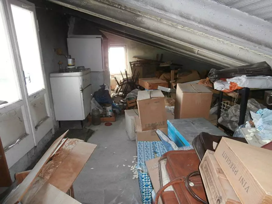 Immagine 17 di Appartamento in vendita  a Colle Di Val D'elsa