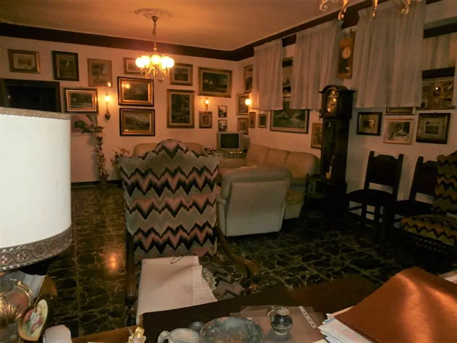 Immagine 22 di Appartamento in vendita  a Colle Di Val D'elsa