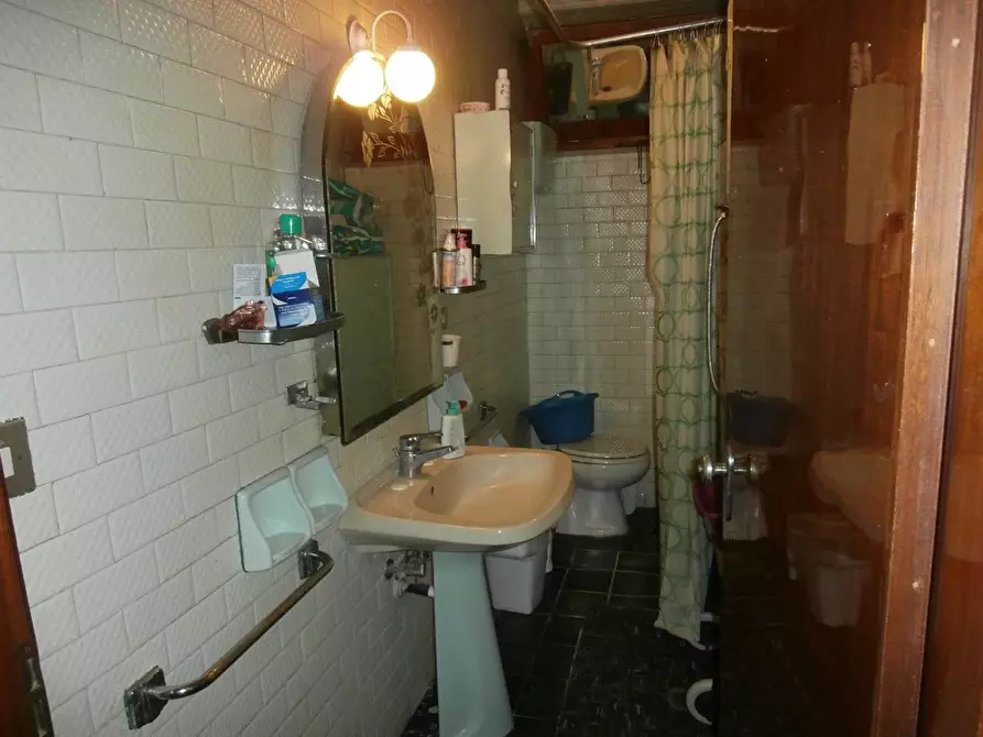 Immagine 14 di Appartamento in vendita  a Colle Di Val D'elsa