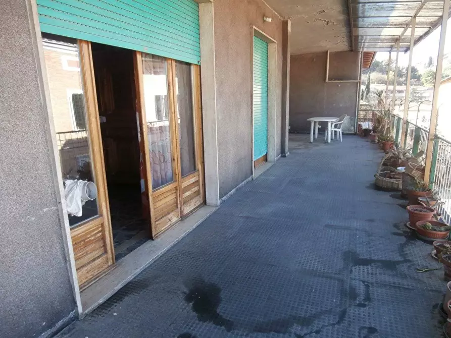 Immagine 7 di Appartamento in vendita  a Colle Di Val D'elsa