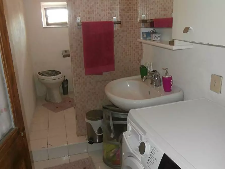 Immagine 13 di Appartamento in vendita  a Colle Di Val D'elsa