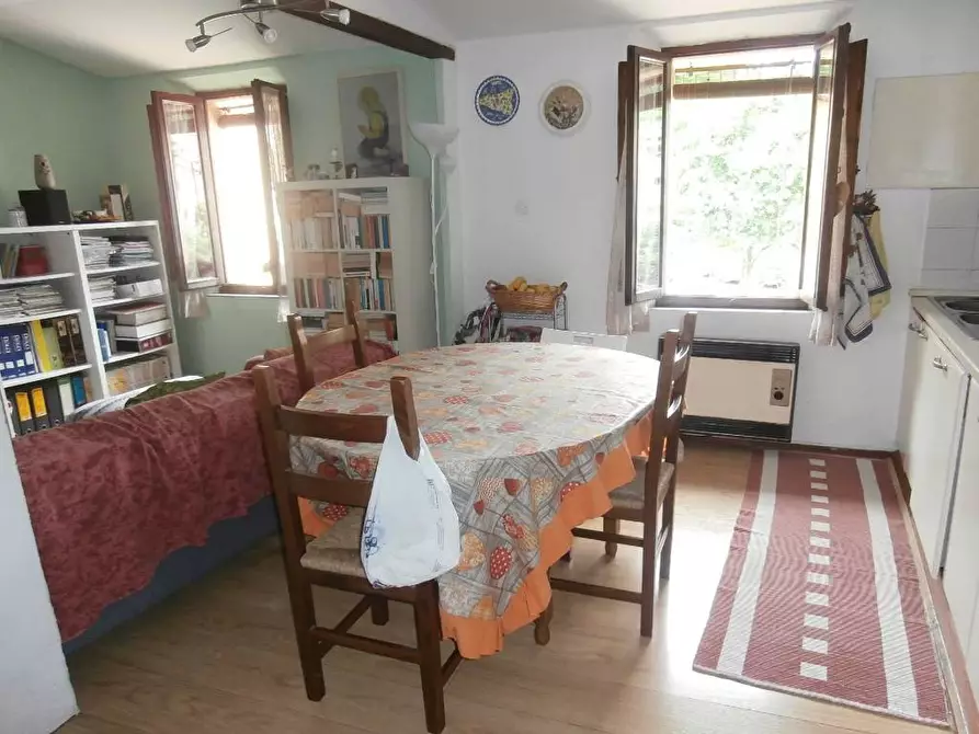 Immagine 5 di Appartamento in vendita  a Colle Di Val D'elsa