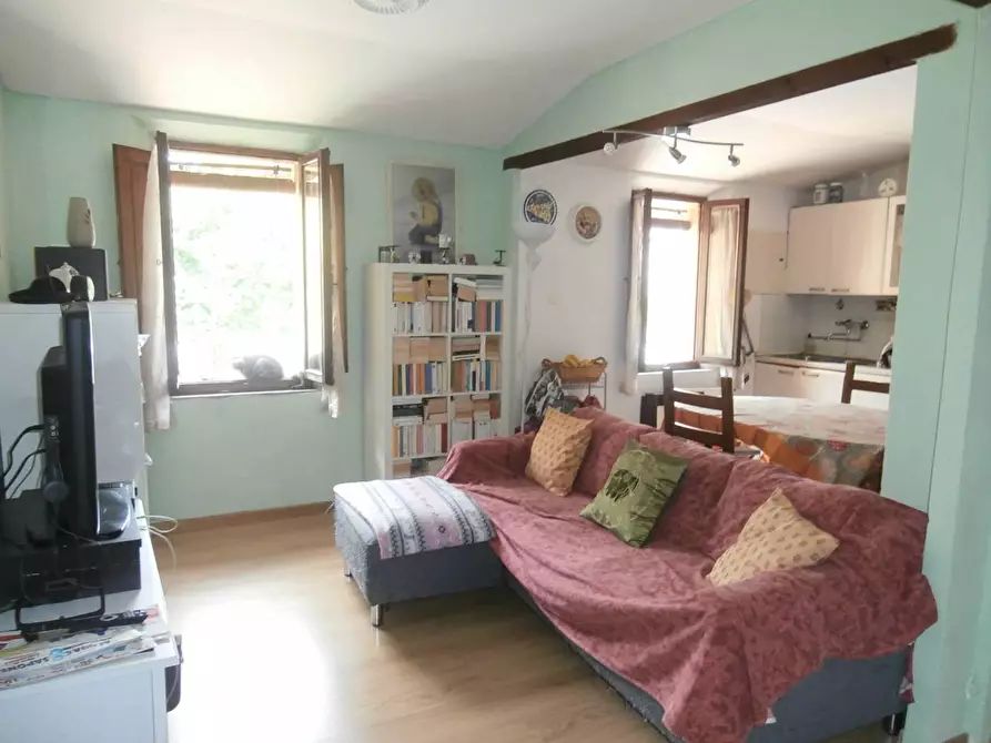 Immagine 2 di Appartamento in vendita  a Colle Di Val D'elsa