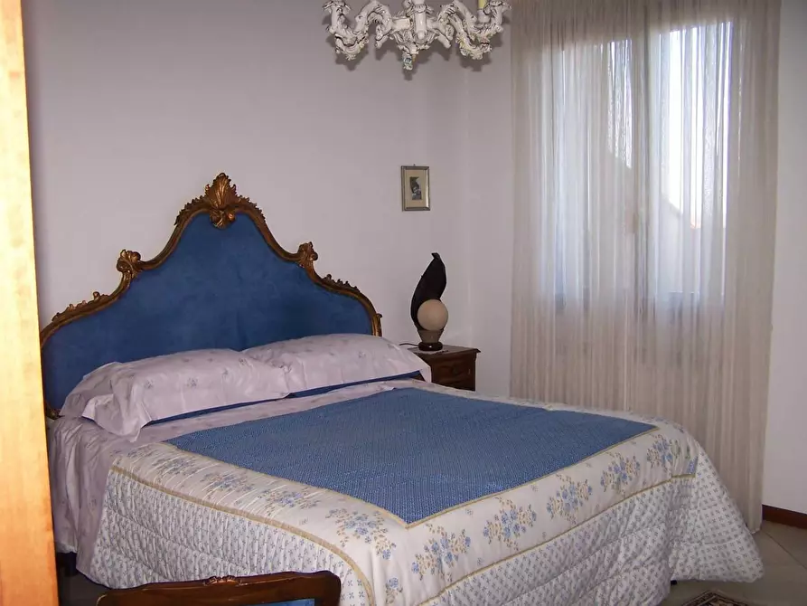 Immagine 7 di Villetta a schiera in vendita  a Casole D'elsa