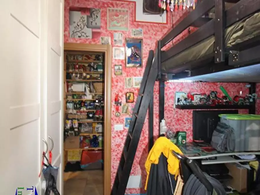 Immagine 5 di Appartamento in vendita  a Colle Di Val D'elsa