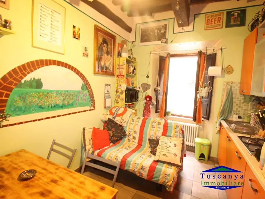 Immagine 2 di Appartamento in vendita  a Colle Di Val D'elsa