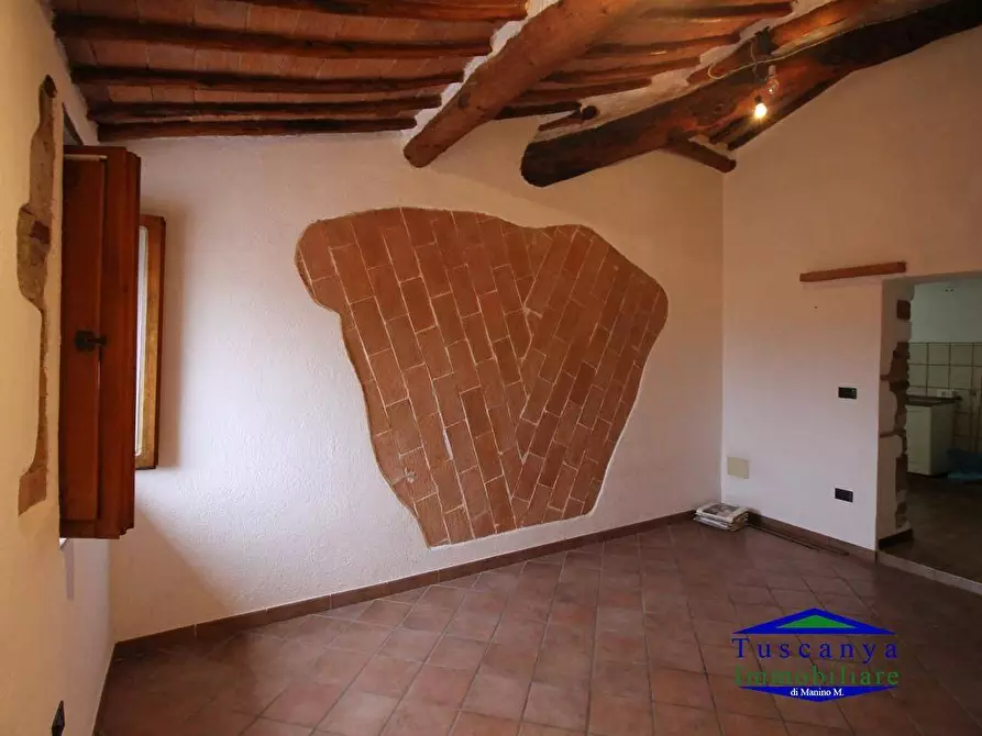 Immagine 6 di Appartamento in vendita  a Casole D'elsa