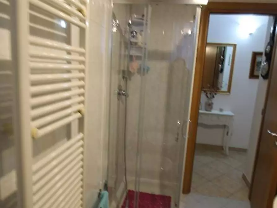 Immagine 8 di Appartamento in vendita  a Colle Di Val D'elsa