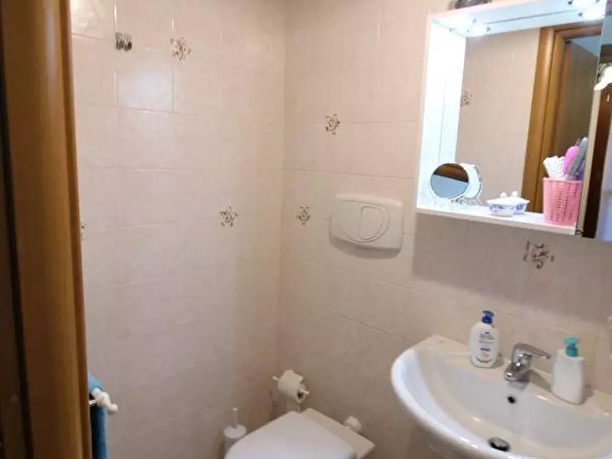 Immagine 10 di Appartamento in vendita  a Colle Di Val D'elsa