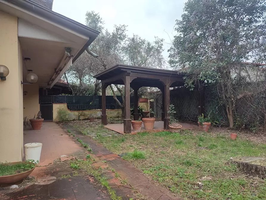 Immagine 6 di Casa semindipendente in vendita  a Carrara