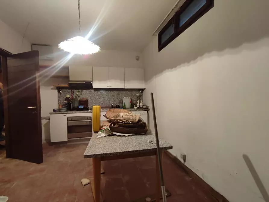 Immagine 41 di Casa semindipendente in vendita  a Carrara