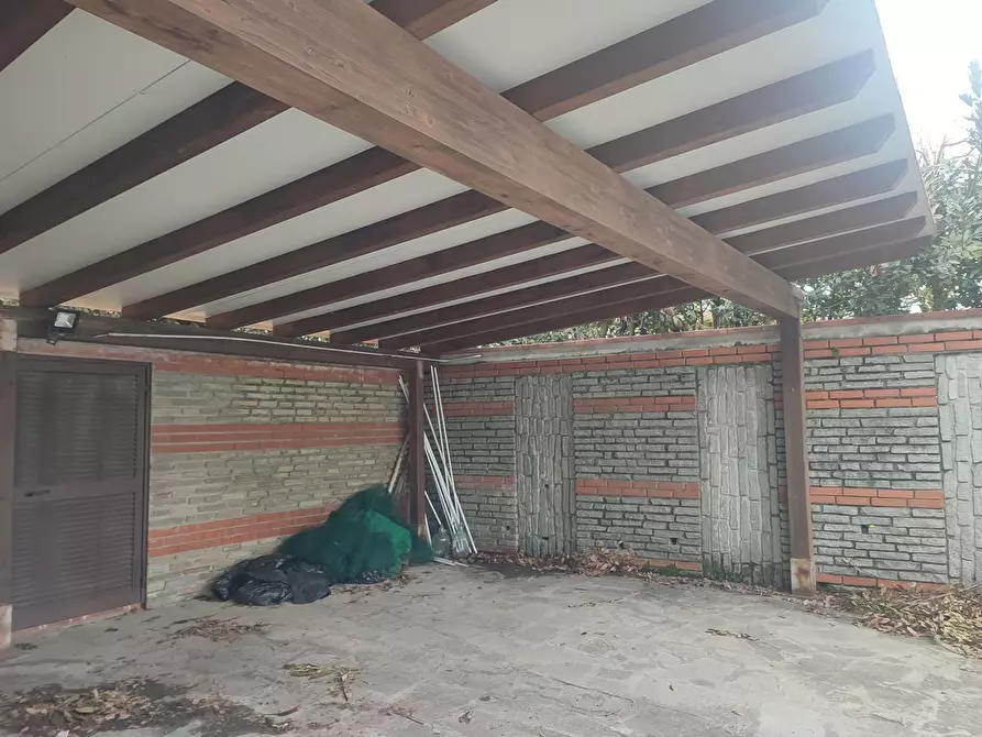 Immagine 43 di Casa semindipendente in vendita  a Castelnuovo Magra