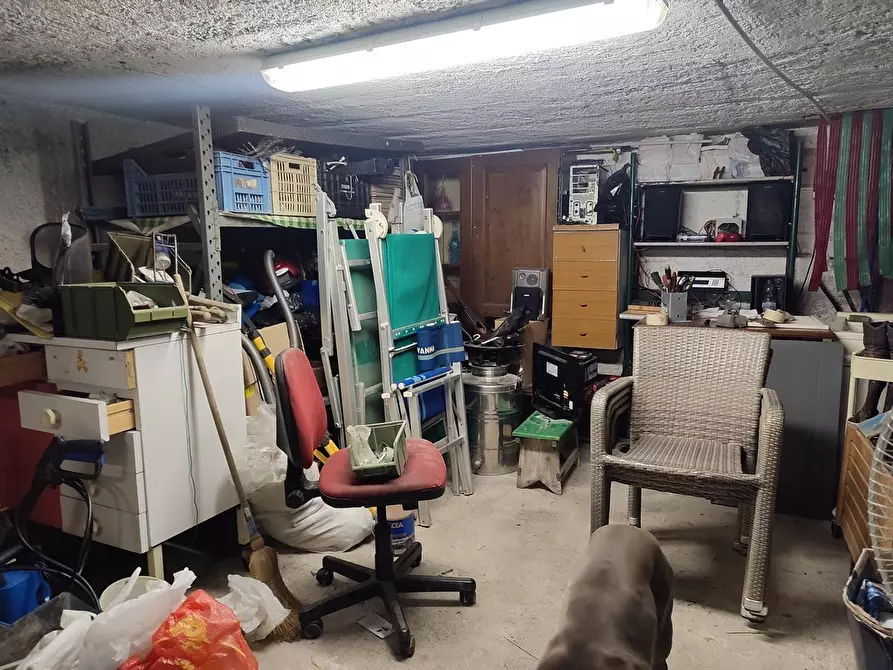 Immagine 30 di Casa semindipendente in vendita  a Castelnuovo Magra