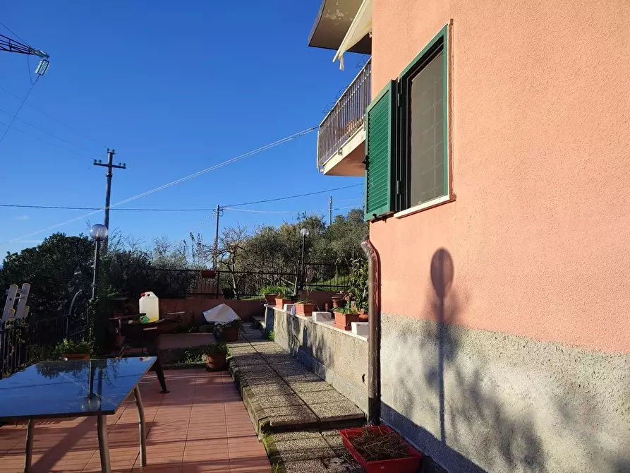 Immagine 37 di Casa semindipendente in vendita  a Castelnuovo Magra