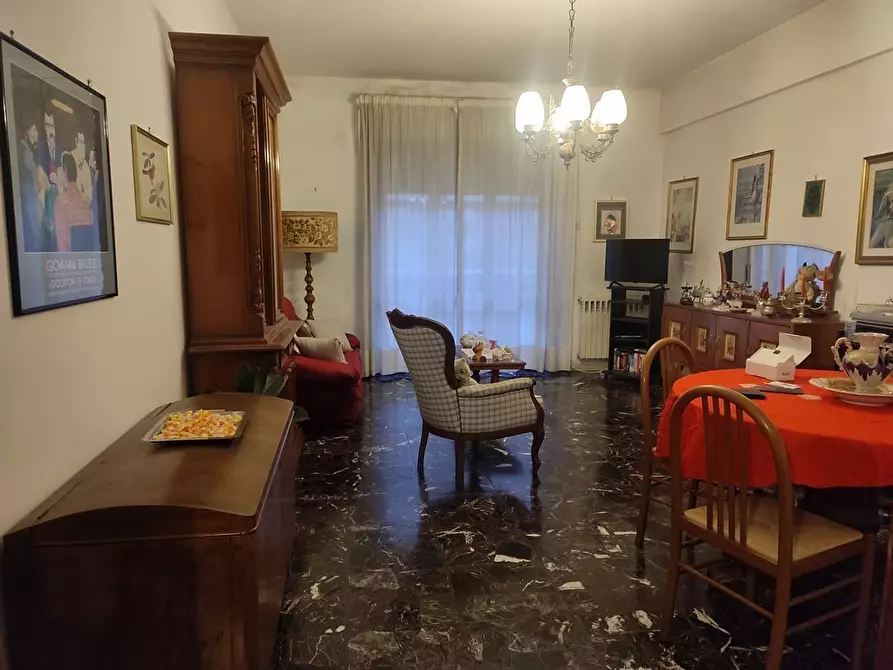 Immagine 10 di Appartamento in affitto  a Carrara