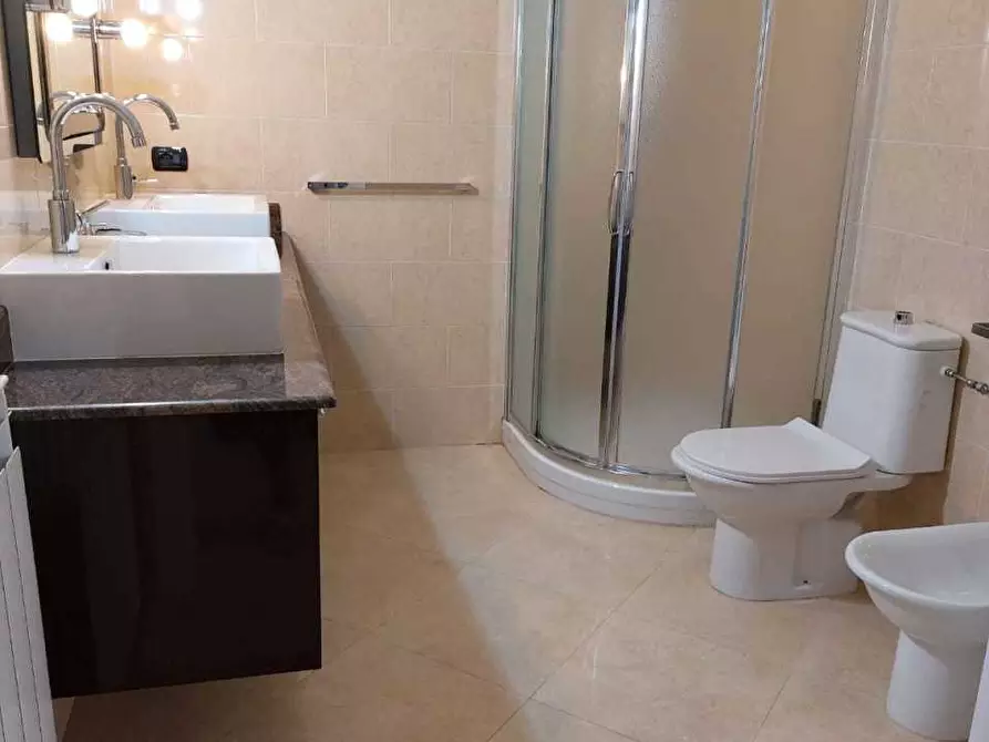 Immagine 6 di Appartamento in vendita  a Castelnuovo Magra